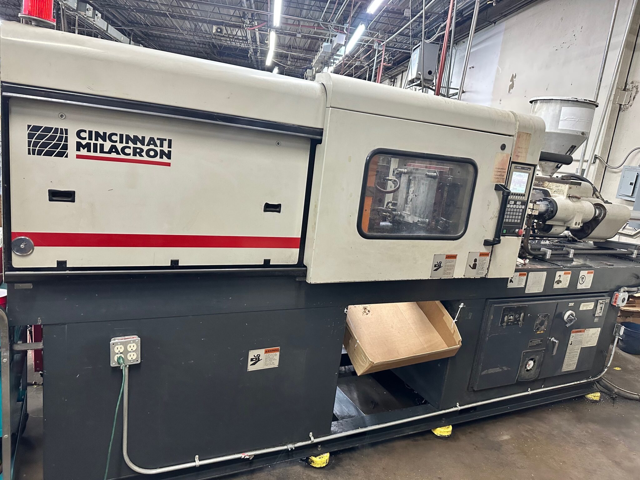 85 Ton Electric Cincinnati Injection Modling Superior Plastics